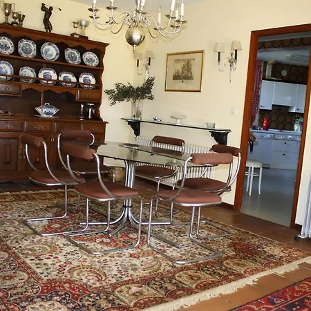 Ferienhaus Precioso Chalet En El Campo Con 9.000 Metros De Jardin A Coruña