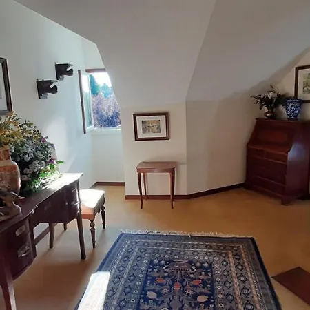 Precioso Chalet En El Campo Con 9.000 Metros De Jardin Ferienhaus