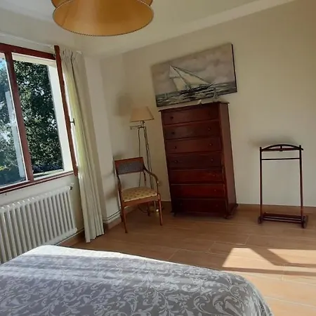 Precioso Chalet En El Campo Con 9.000 Metros De Jardin Ferienhaus A Coruña