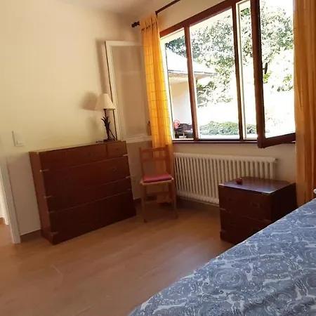 Precioso Chalet En El Campo Con 9.000 Metros De Jardin Ferienhaus A Coruña