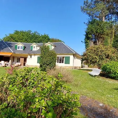 Ferienhaus Precioso Chalet En El Campo Con 9.000 Metros De Jardin *
